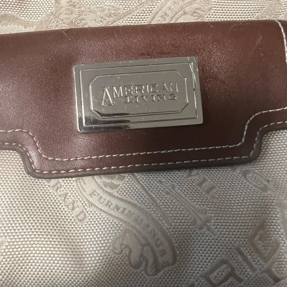 American Living Crossbody